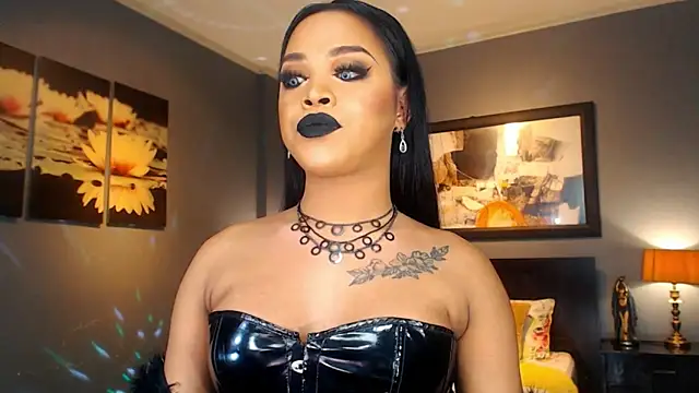 MarryQueen22 online show from March 2026 01:47:02 AM