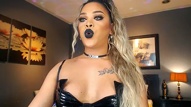 MarryQueen22 online show from February 2026 12:44:02 AM