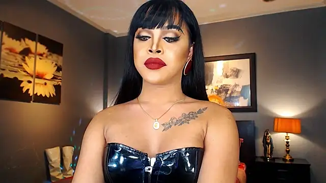 MarryQueen22 online show from December 2025 12:44:02 AM