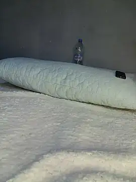 Snapshot of Sex_Senfoura_Arab chatting on December 2024 12:58:02 AM Sex Senfoura Arab online show from December 2024 12:58:02 AM