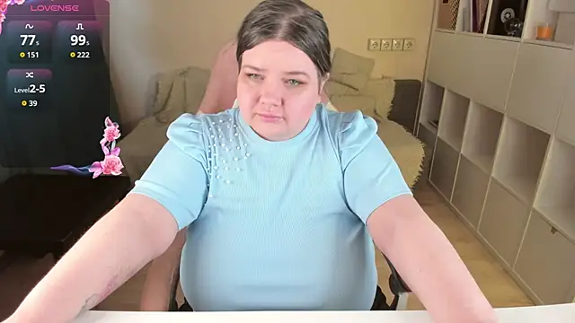 PlumPie online show from April 2026 03:51:02 PM