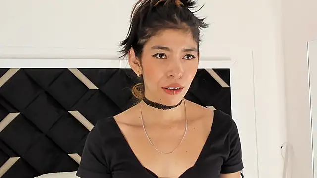 Snapshot of Girl_Cherry chatting on September 2025 11:32:02 AM Girl Cherry online show from September 2025 11:32:02 AM