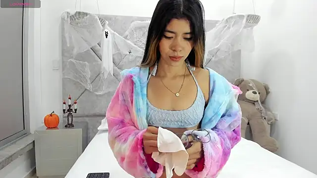 Snapshot of Girl_Cherry chatting on October 2025 11:34:01 AM Girl Cherry online show from October 2025 11:34:01 AM