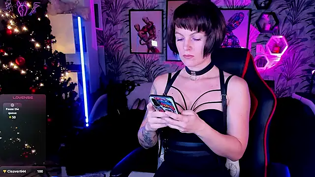 Devi Evi online show from December 2024 07:11:02 PM