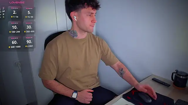 HonestAndrew online show from March 2026 06:19:02 PM