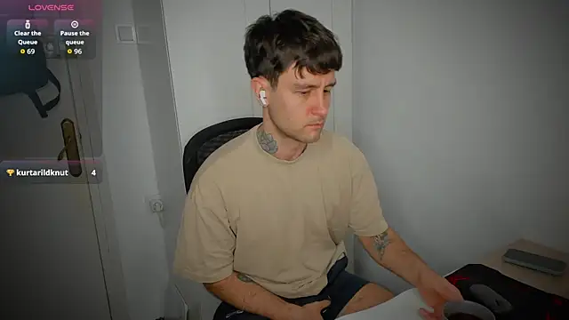 HonestAndrew online show from April 2026 05:00:02 AM