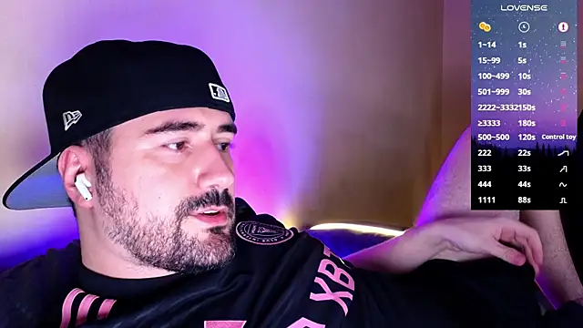 Snapshot of DominantTheo chatting on February 2025 03:12:02 AM DominantTheo online show from February 2025 03:12:02 AM