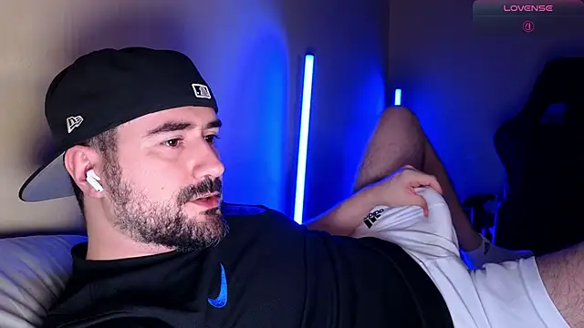 DominantTheo online show from April 2026 04:41:01 AM