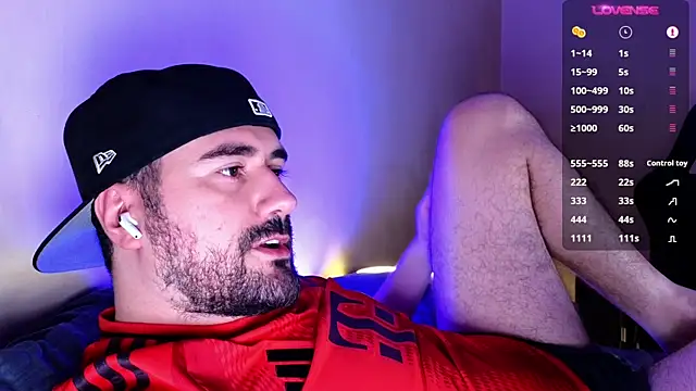 Snapshot of DominantTheo chatting on March 2025 03:34:02 AM DominantTheo online show from March 2025 03:34:02 AM