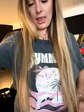 Eva Ryen online show from September 2025 04:21:02 PM