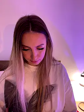 Eva Ryen online show from November 2025 04:55:02 PM