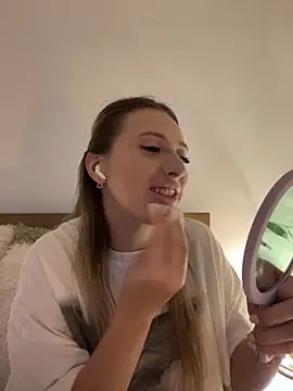 Eva Ryen online show from November 2025 04:22:02 PM