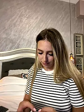 Eva Ryen online show from September 2025 03:22:01 PM