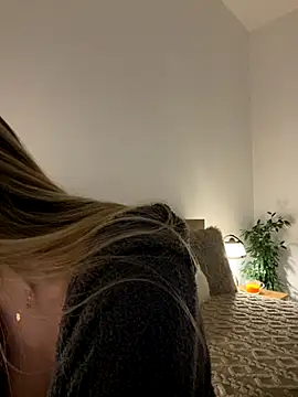 Eva Ryen online show from October 2025 04:52:01 PM