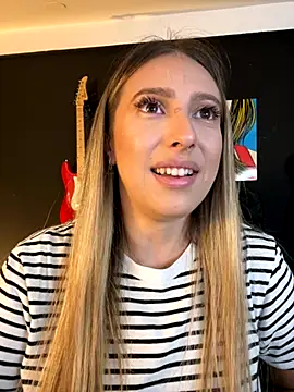 Eva Ryen online show from September 2025 04:20:02 PM