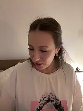 Eva Ryen online show from November 2025 05:23:02 PM