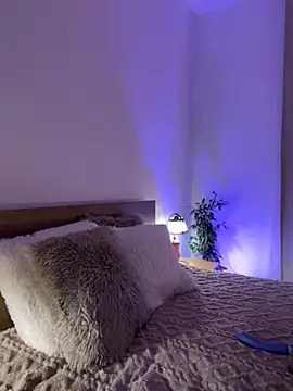 Eva Ryen online show from November 2025 04:45:01 PM