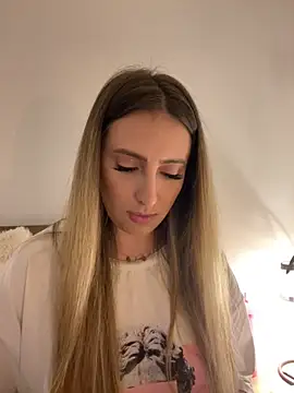 Eva Ryen online show from November 2025 05:13:02 PM