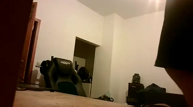 Snapshot of Superbearc89 chatting on December 2024 11:46:02 PM Superbearc89 online show from December 2024 11:46:02 PM