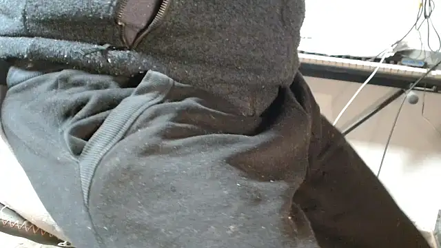 Snapshot of blow2gold chatting on November 2025 11:37:01 AM blow2gold online show from November 2025 11:37:01 AM