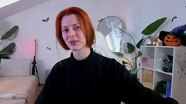 doll lesli online show from November 2025 09:36:01 AM