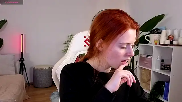 doll lesli online show from November 2025 08:29:01 AM