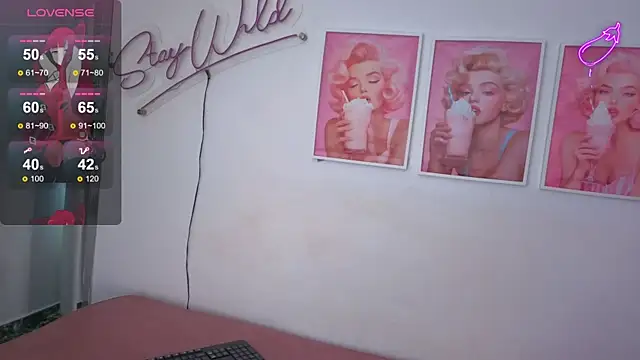 Adele LatinLady online show from January 2026 08:26:02 PM