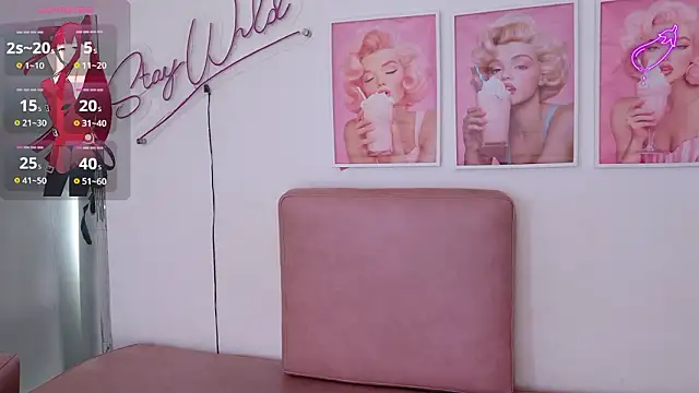 Adele LatinLady online show from February 2026 09:12:01 PM