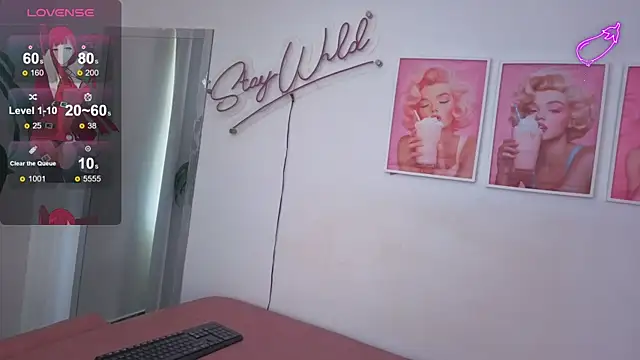 Adele LatinLady online show from January 2026 08:25:02 PM