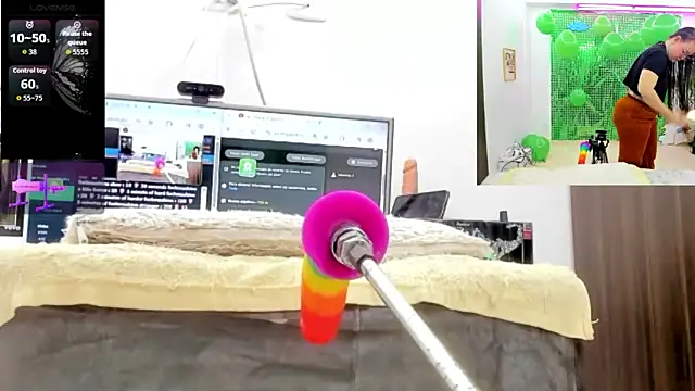 Paulina Davis  online show from March 2026 10:08:02 PM