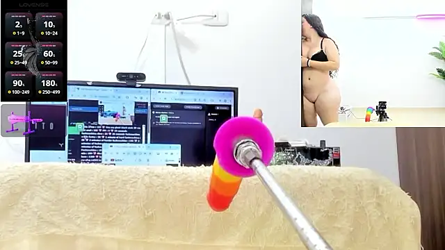 Paulina Davis  online show from January 2026 12:06:02 AM