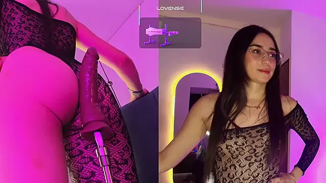 levana1 online show from November 2025 09:04:01 PM