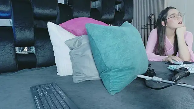 levana1 online show from March 2026 02:00:02 AM