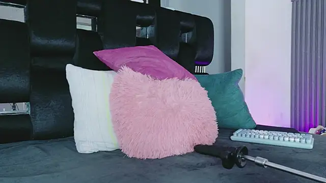 levana1 online show from March 2026 03:07:01 AM