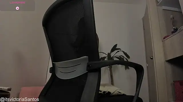 Victoriasant online show from February 2026 10:42:02 PM