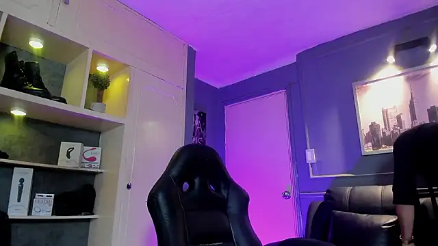 MrFrank tattoo online show from February 2026 10:36:02 AM