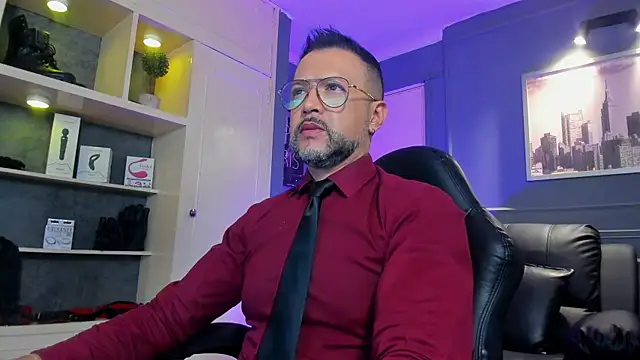 MrFrank tattoo online show from December 2025 11:37:01 AM