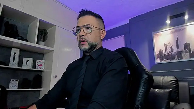 Snapshot of MrFrank_tattoo chatting on September 2025 11:28:01 AM MrFrank tattoo online show from September 2025 11:28:01 AM
