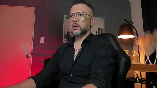 MrFrank tattoo online show from February 2026 10:38:01 AM