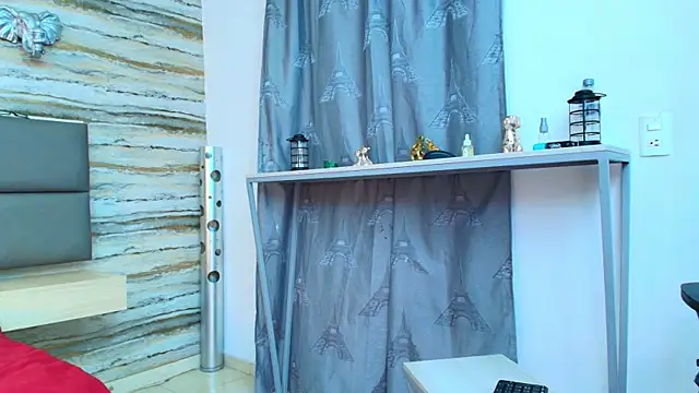 oliver  brown online show from November 2025 09:41:01 PM