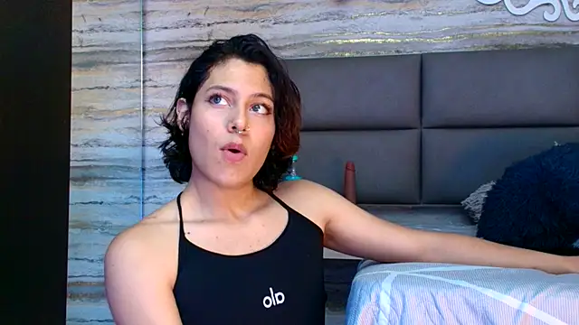 oliver  brown online show from December 2025 12:26:02 AM