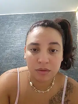 LizzRouse online show from December 2025 01:37:01 PM