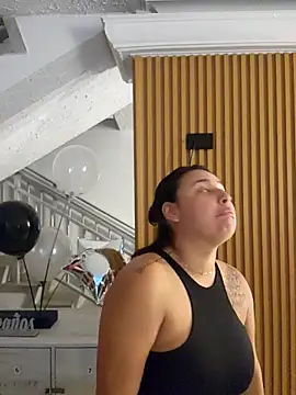 LizzRouse online show from February 2026 12:24:01 PM