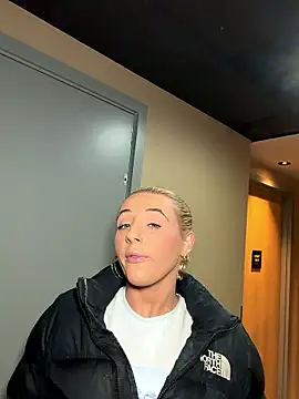 Strongqueen online show from January 2026 06:58:02 PM