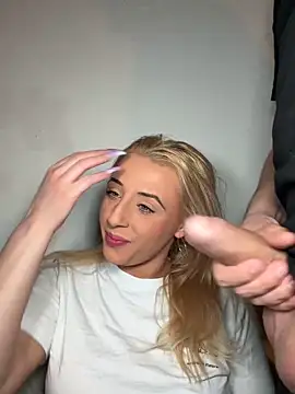 Strongqueen online show from April 2026 08:43:01 PM