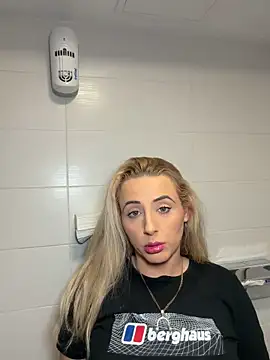 Strongqueen online show from March 2026 09:03:01 PM