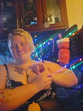 buxombosums online show from December 2025 06:05:02 AM