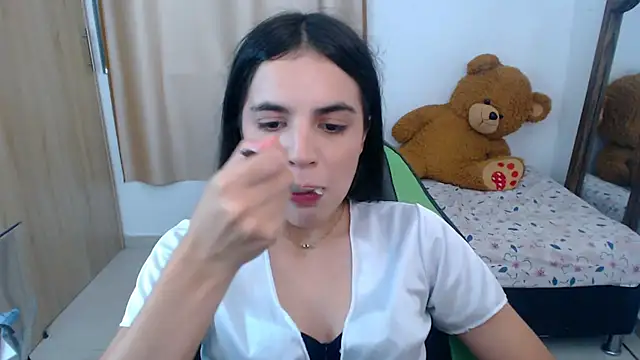  elenna online show from March 2025 08:32:01 PM