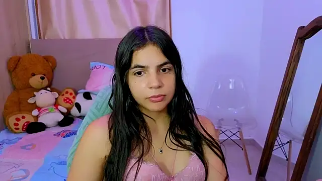  elenna online show from February 2026 06:31:01 PM