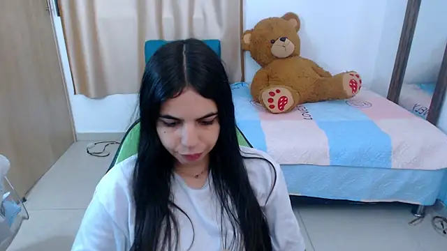  elenna online show from March 2025 05:18:02 PM